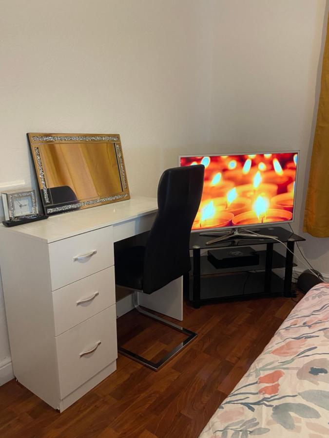 King Room In Warrington Extérieur photo